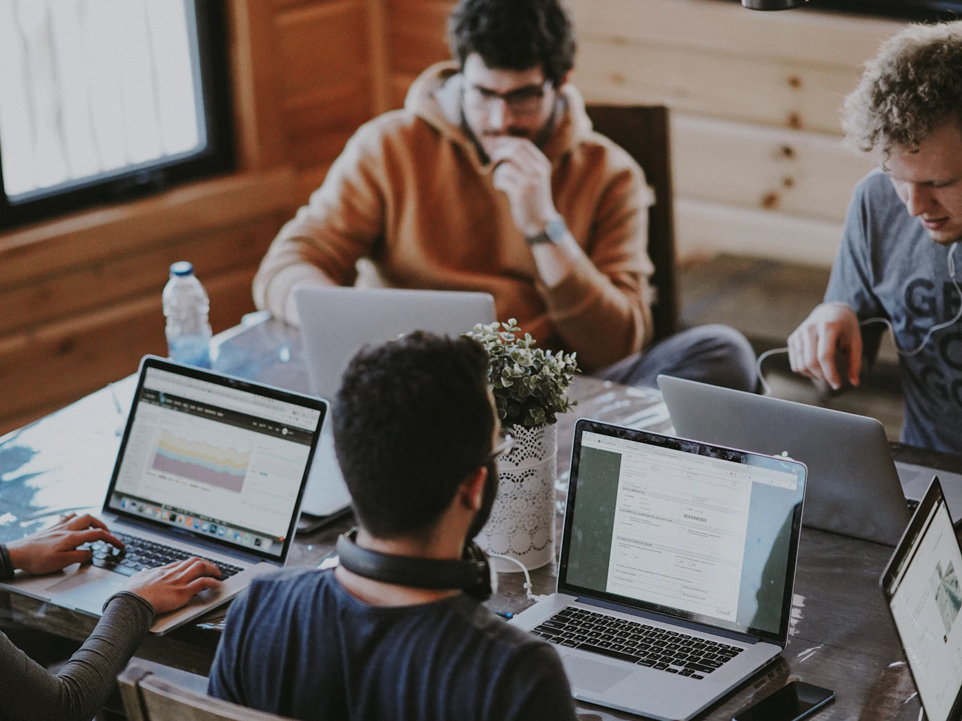 Digital marketing campaign planning with paid ads, landing pages, analytics, and reporting Digital marketing campaign planning with paid ads, landing pages, analytics, and reporting
